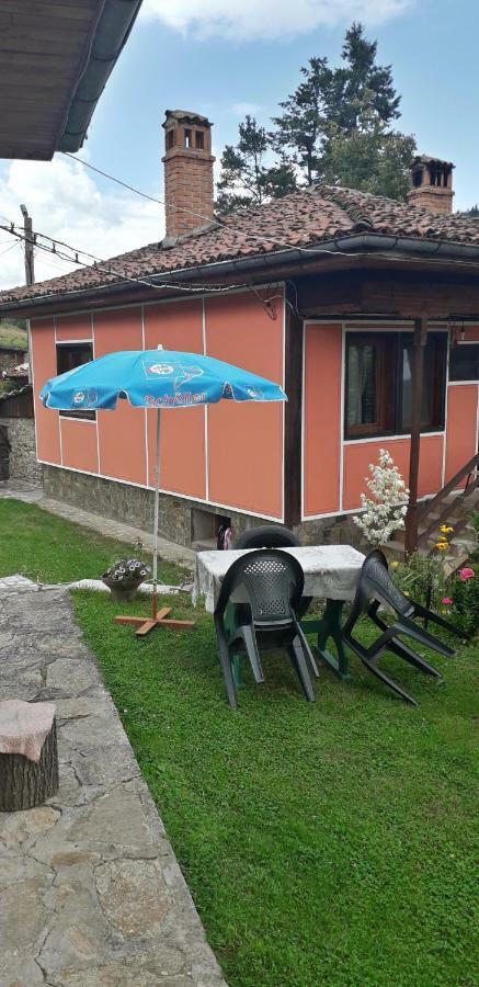 Mechta Guest House Koprivshtitsa Exterior photo